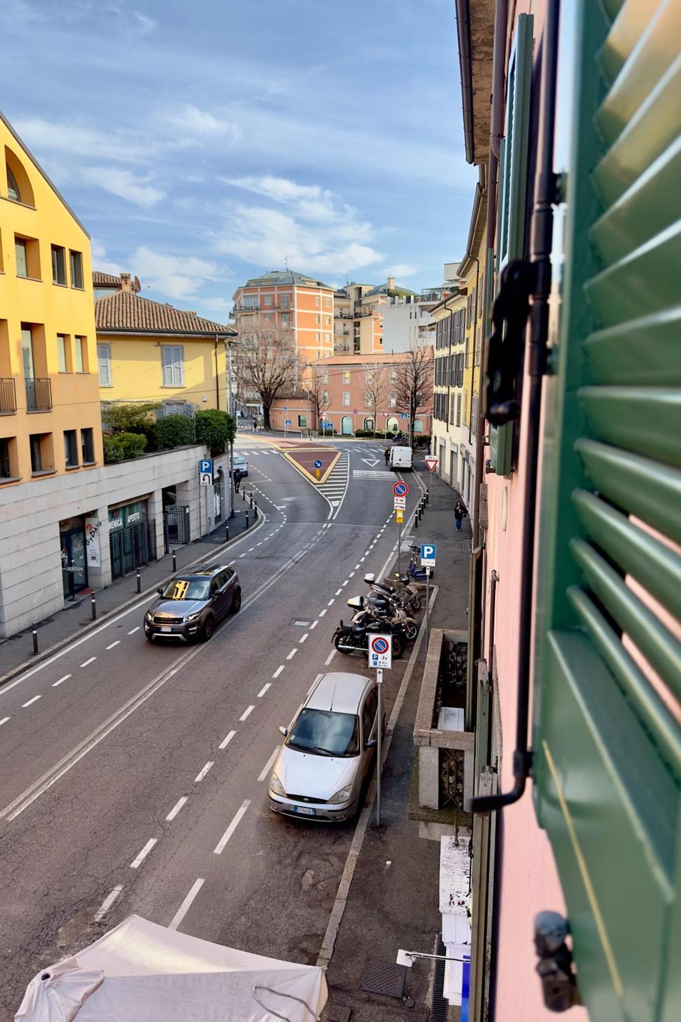 Traditional Italian House - Bergamo Exterior photo